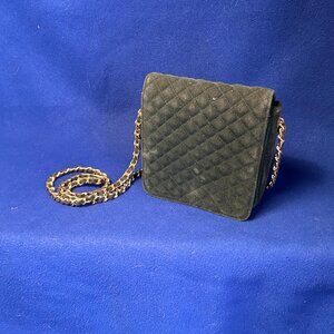 Classic Quilted Black Suede Crossbody – Gold Chain Strap – Elegant Evening Bag